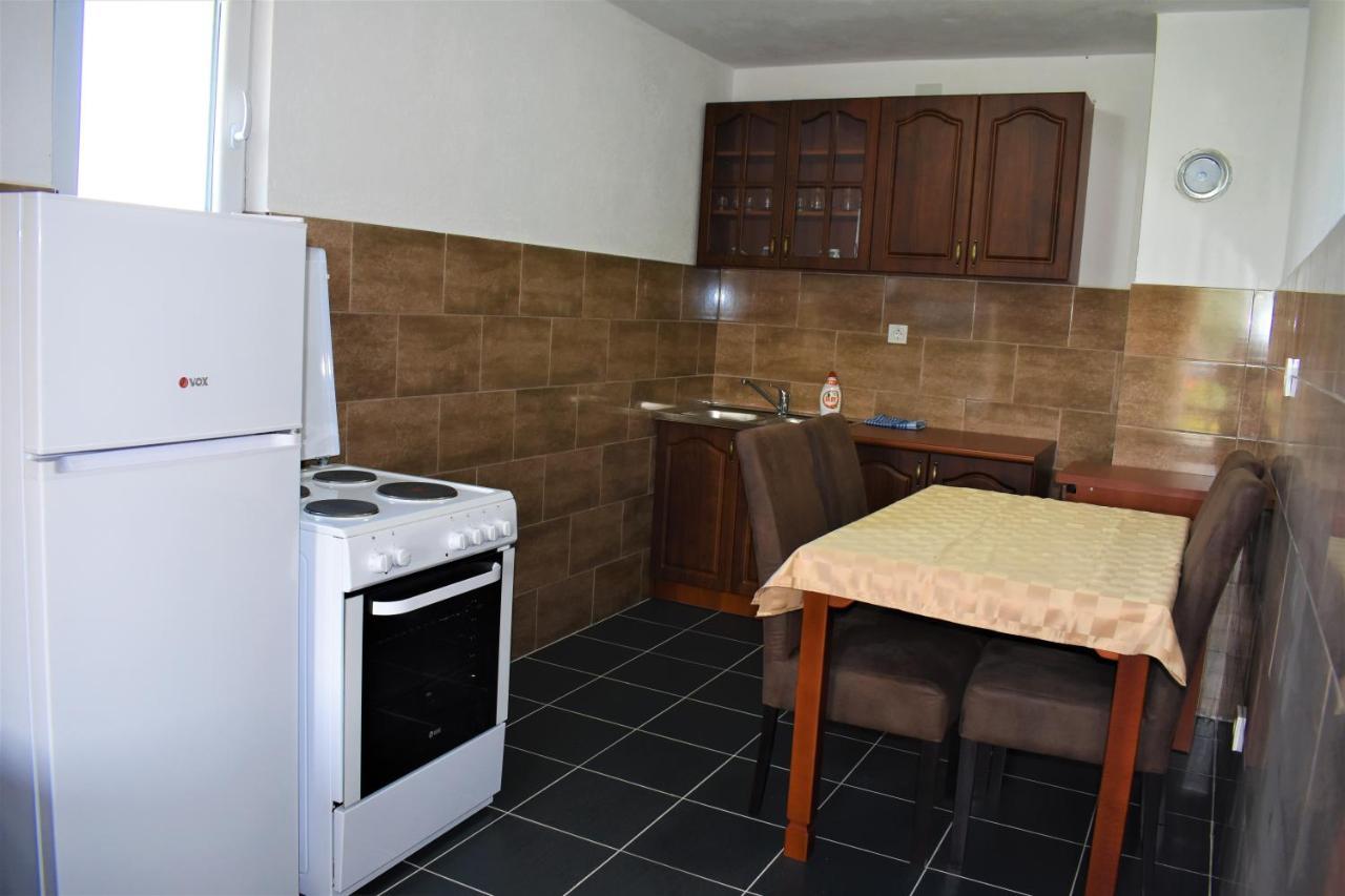 Apartmani Mitrovic ชาเบลียค ภายนอก รูปภาพ