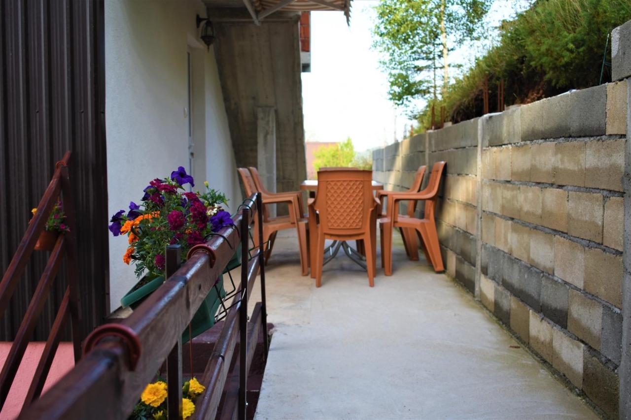 Apartmani Mitrovic ชาเบลียค ภายนอก รูปภาพ